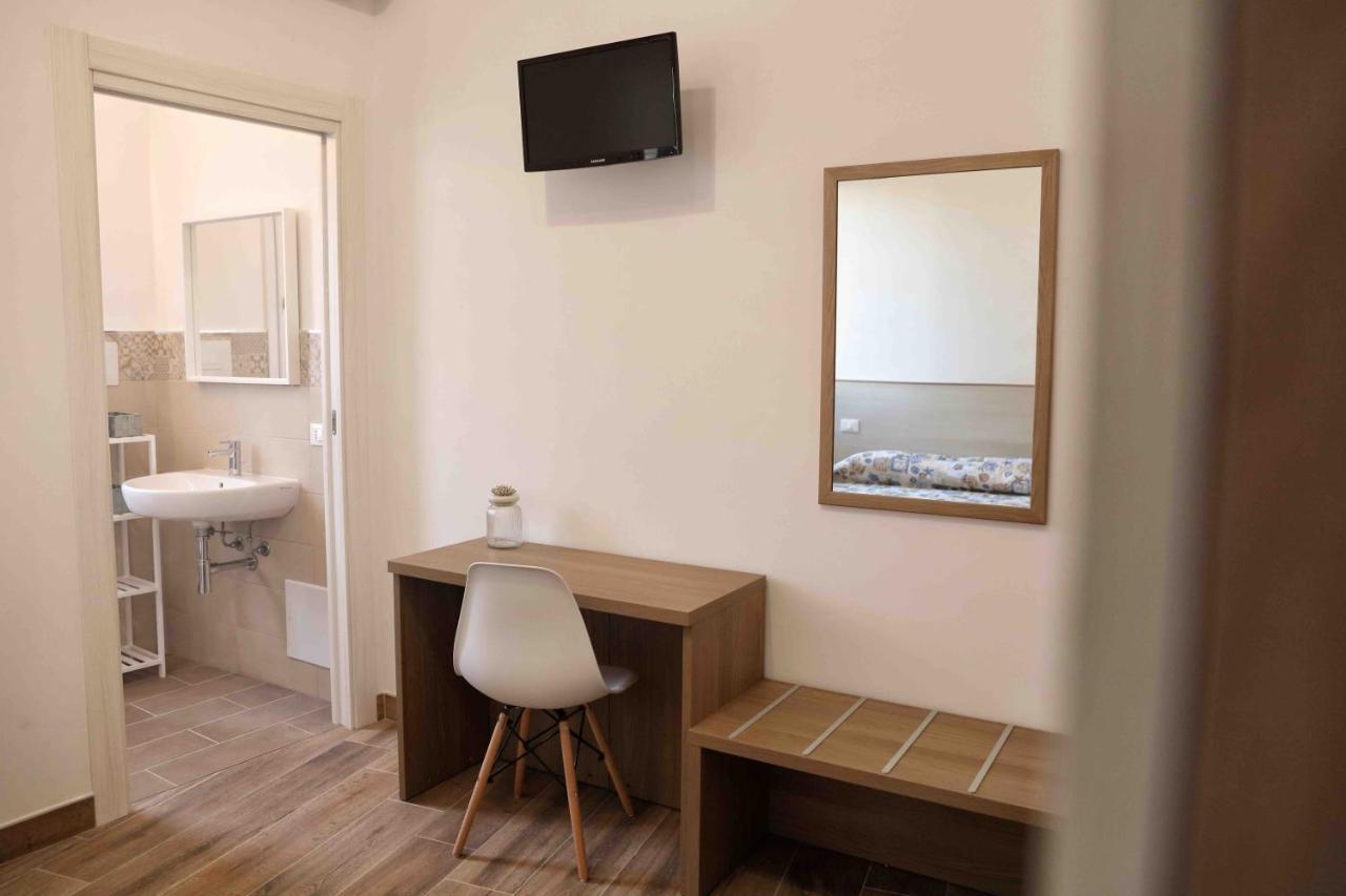 Madrice 66 Central Rooms Favignana Buitenkant foto